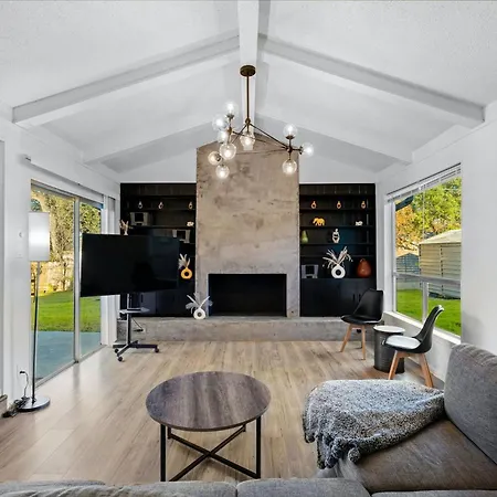 Quiet 3 Bedroom Home Walkable To Zilker Park